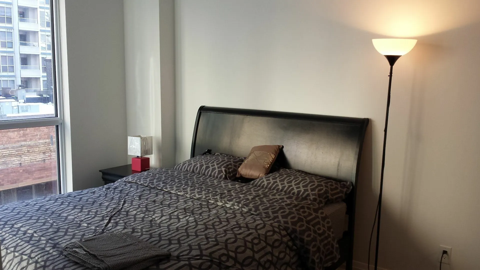 Ice Furnished Apartment Toronto
